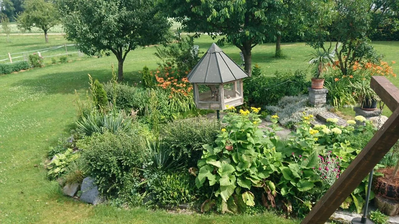 Farm stay Ferienhof Fenzl Pocking